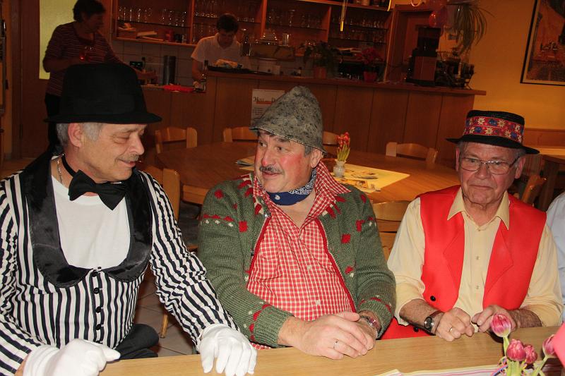 130201AV_Fasnet018
