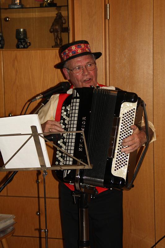 130201AV_Fasnet036