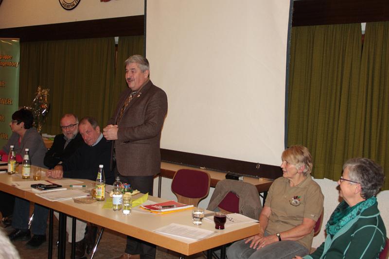 140131_HV_021.JPG - Der Vorsitzende Claus Bayer bei seinem Bericht...