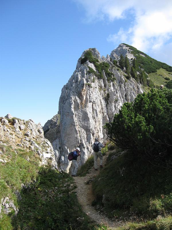 090906bergtour_schlicke14.jpg - An der Vilser Scharte ...