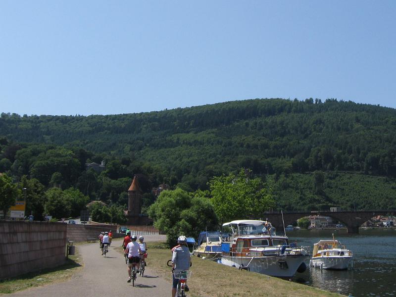 150711_rad_miltenberg107.jpg - An der Mainbrücke in Miltenberg...