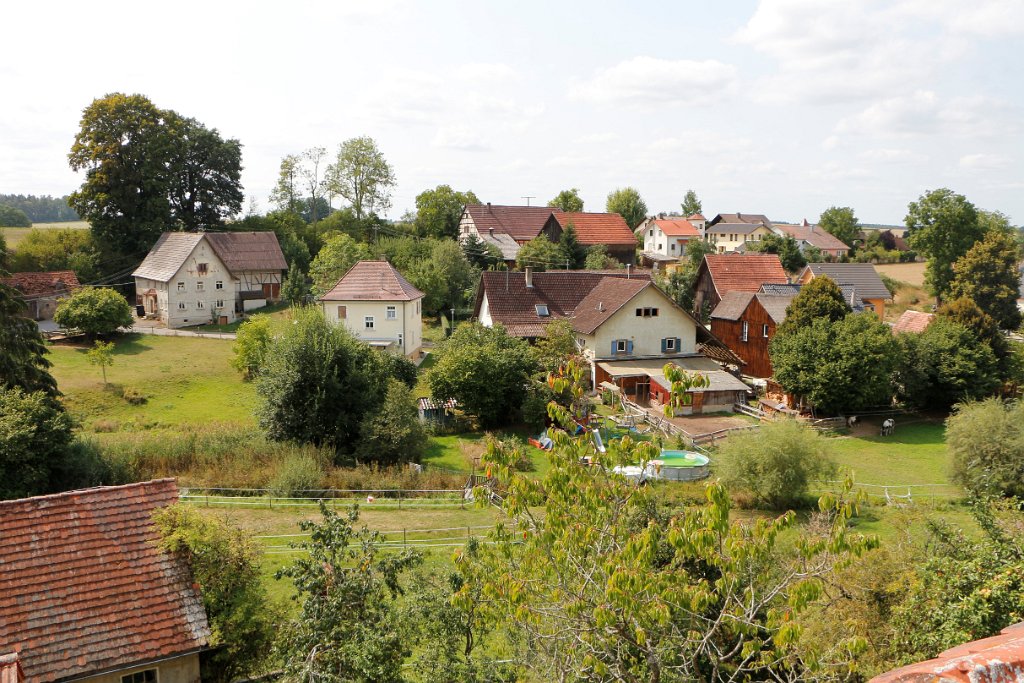 180828bachhaupten_vortour (5).JPG - Blick von der Kirche ins Dorf