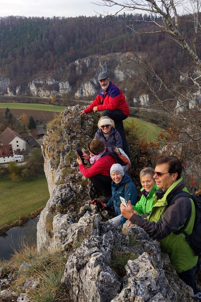 211107Donaufelsengarten__45.jpg - Auf dem Rabenfelsen